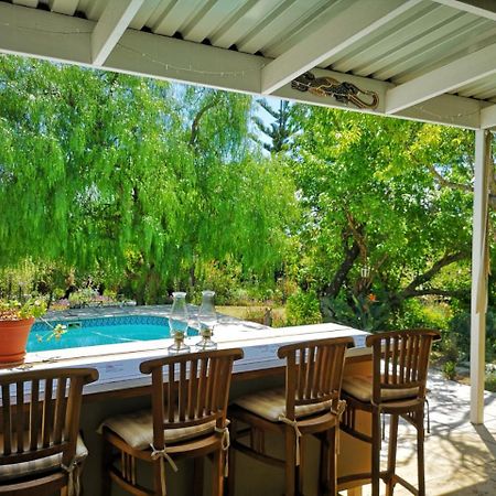 Almond Cottage Bed & Breakfast Somerset West Exterior foto