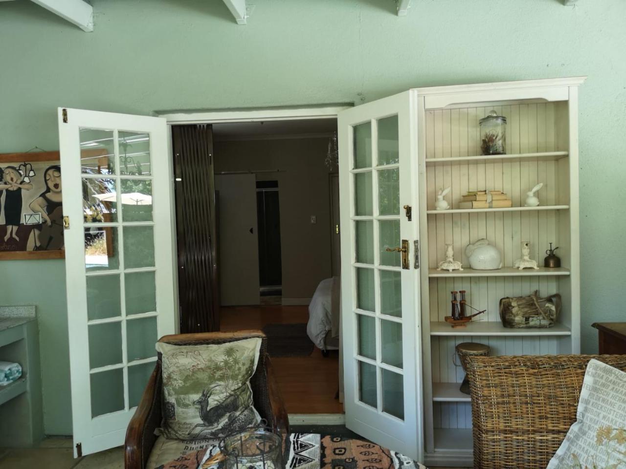 Almond Cottage Bed & Breakfast Somerset West Exterior foto